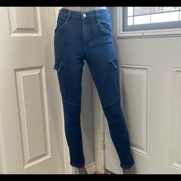LIKE NEW GARAGE CARGO HIGH WAISTED SKINNY JEANS DARK BLUE 26” INSEAM Sz 7 - Picture 1 of 7